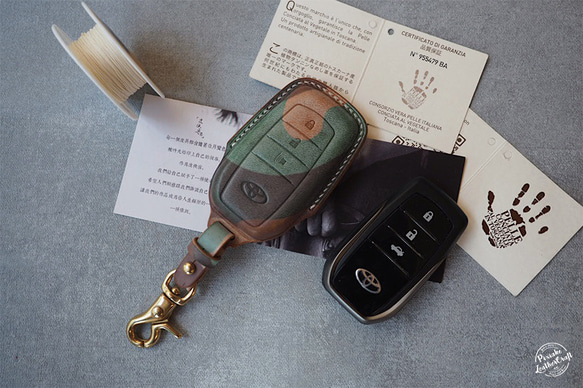 本革の手縫い TOYOTAトヨタ スマートキーケース 名入れ可 カラー