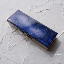 流動アートを封じ込めたピルケース・アクセサリーケース　#夜空の鉱石 3枚目の画像