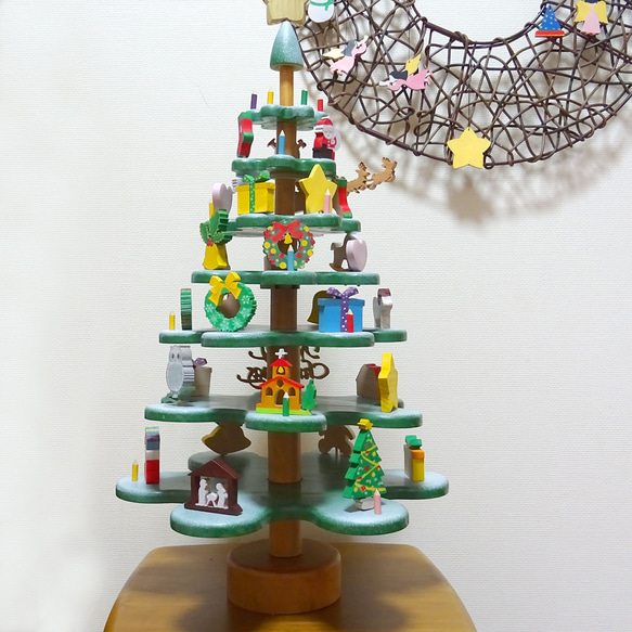 手作りのかわいいクリスマスツリー　木製　卓上クリスマスツリー 