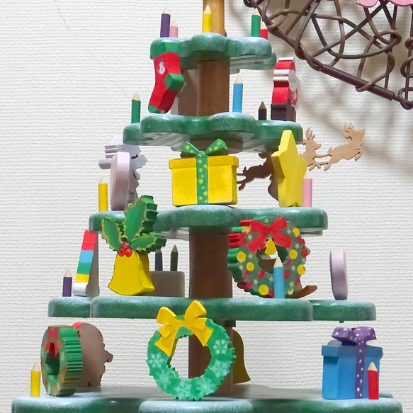 手作りのかわいいクリスマスツリー　木製　卓上クリスマスツリー 