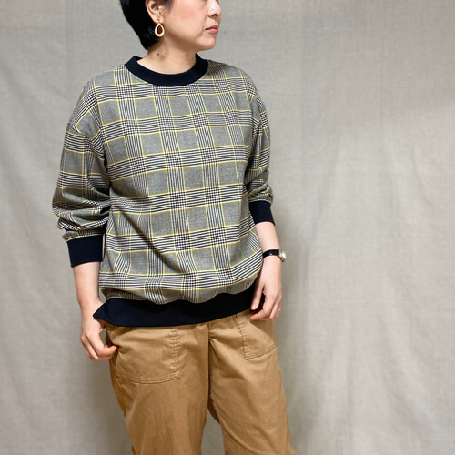 ゆったりプルオーバー グレー×イエローライン グレンチェック柄