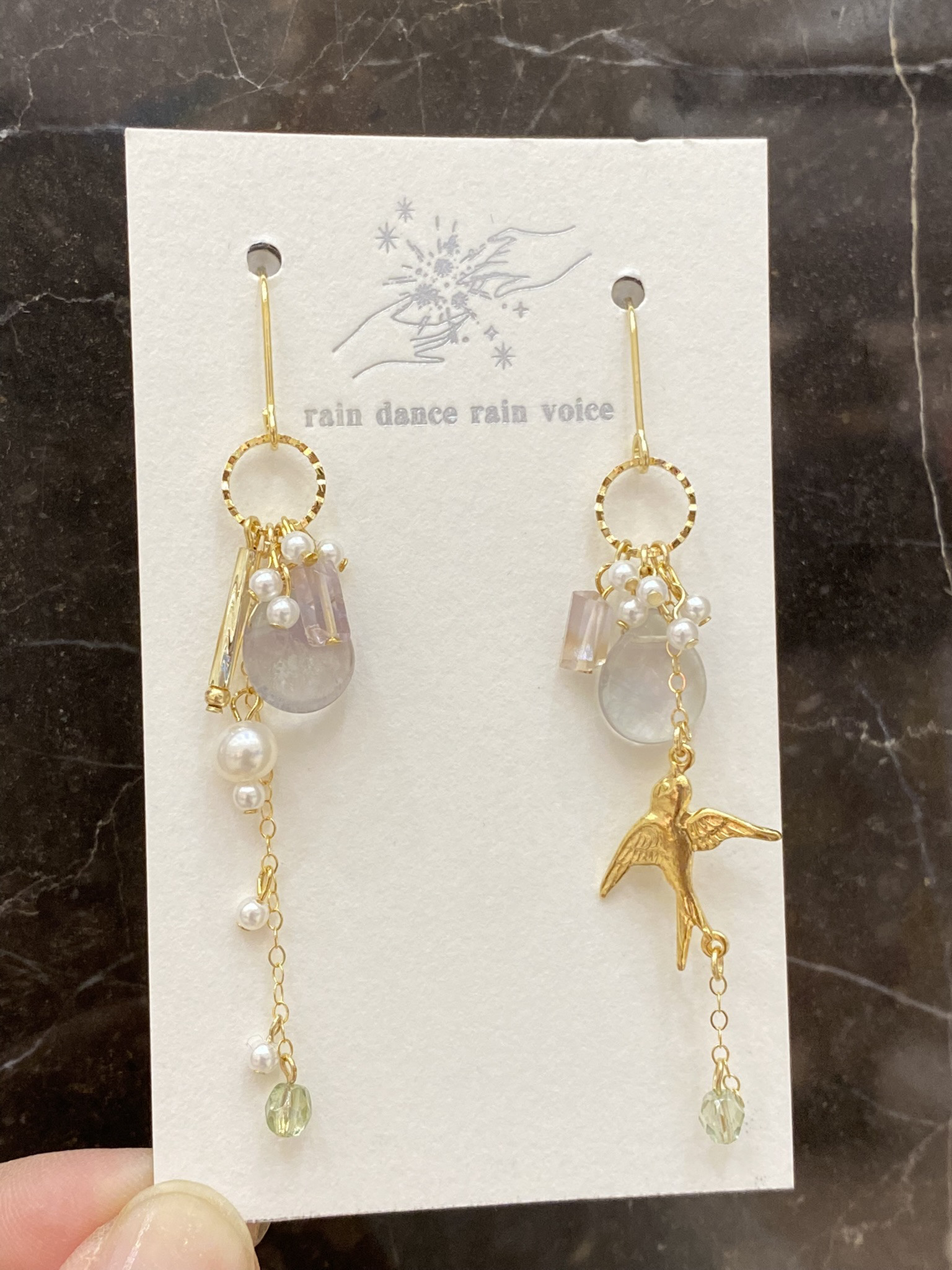 フローライトと燕のピアス・イヤリング