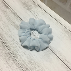 シフォン生地で作ったシュシュ（紫） シュシュ rara/キャンペーン中