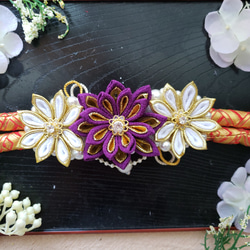 ちりめんボール メタリックヤーン つまみ細工 タッセル 牡丹 髪飾り