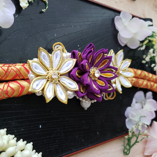 つまみ細工帯留め帯飾り紫白金パールチェーン