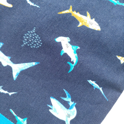 25×20    給食袋  巾着　 魚　海の生き物  サメ　リターンズ 3枚目の画像