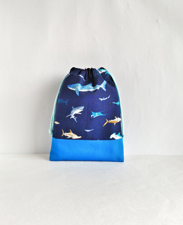 20×15    コップ袋  巾着　 魚　 海の生き物  サメ　リターンズ 2枚目の画像