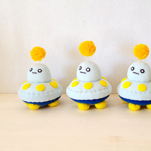 UFOのぬいぐるみ ぬいぐるみ くろまるファクトリー 通販