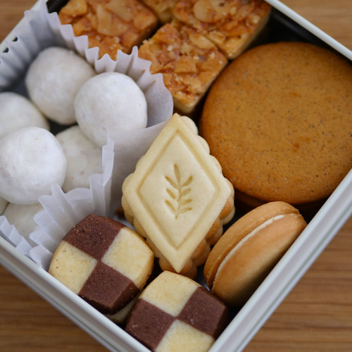フリルひし形（スタンプ付き）クッキー型・クッキーカッター