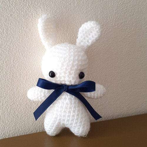 SOLD OUT＊白うさぎ あみぐるみ Amigurumi Realistic White Bunny 本物みたいな白いうさぎの