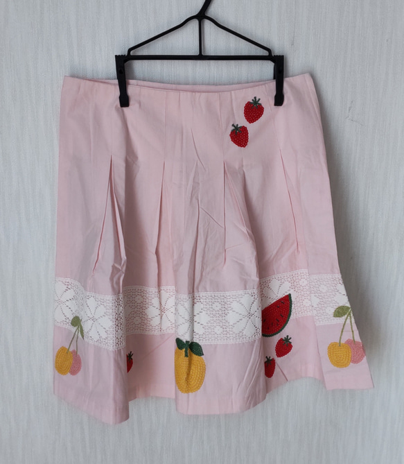 【サンプル】【レディース】フルーツ刺繍スカート 1枚目の画像