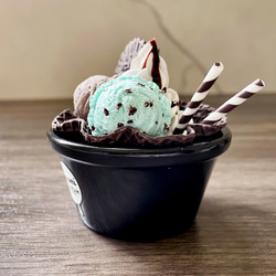 アイスクリーム　パフェ　小物入れ　メモスタンド　チョコミント　フェイクスイーツ 2枚目の画像