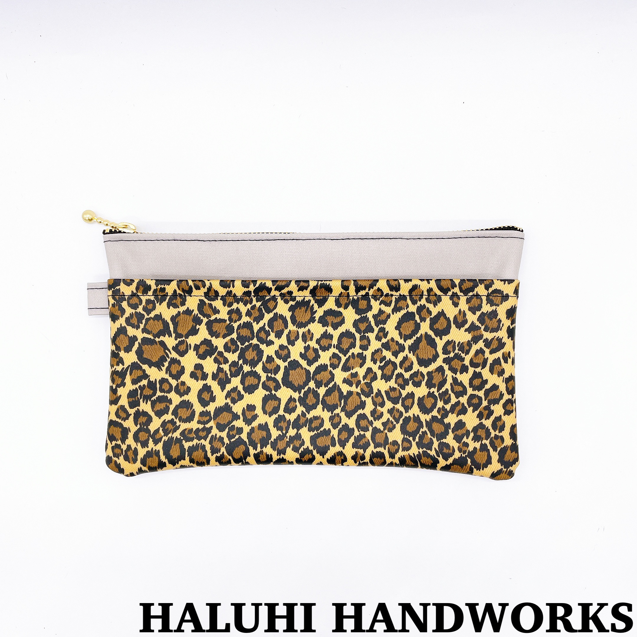 卸し売り購入 ヒョウ柄×グレージュ 通帳ポーチ マスクポーチ ポーチ HALUHI 財布・ケース・小物入れ