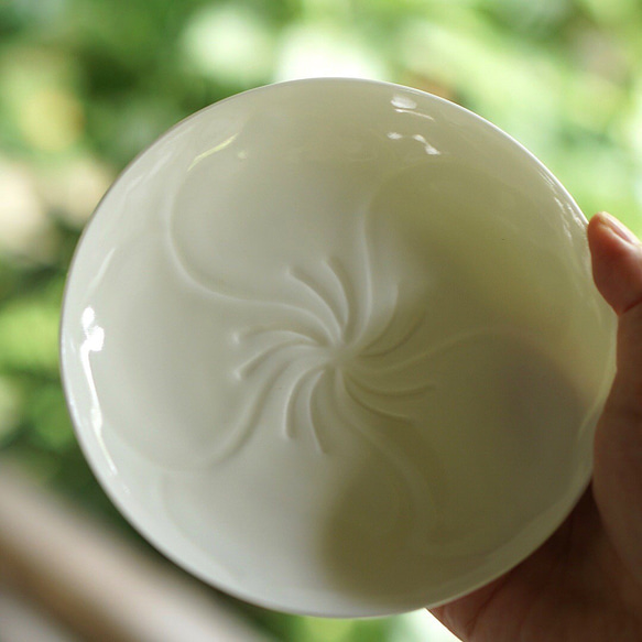 小皿　かわいい　白　シンプル　花　白磁　京焼　作家　林紅村　陶芸　 7枚目の画像