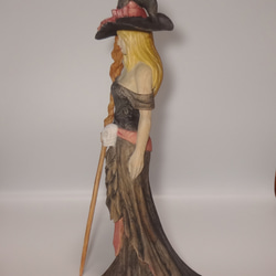 木彫刻 アート 『 魔女 』  芸術 アート 女性  松 手彫り 彫刻 　ウィッチ 8枚目の画像