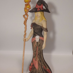 木彫刻 アート 『 魔女 』  芸術 アート 女性  松 手彫り 彫刻 　ウィッチ 13枚目の画像