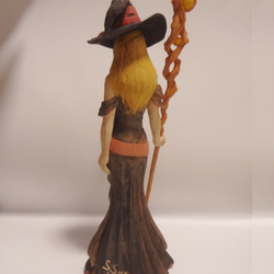 木彫刻 アート 『 魔女 』  芸術 アート 女性  松 手彫り 彫刻 　ウィッチ 11枚目の画像