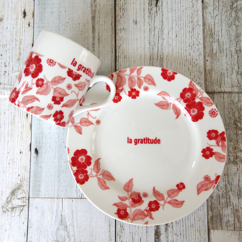 sale】la gratitude 感謝のプレート＆マグカップ 北欧柄 赤 食器