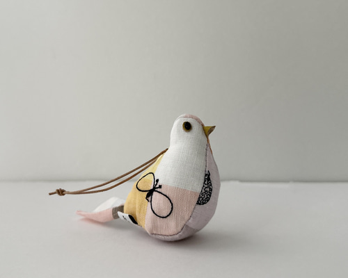 小鳥のサシェ ミナペルホネンを使用して ディフューザー・アロマポット