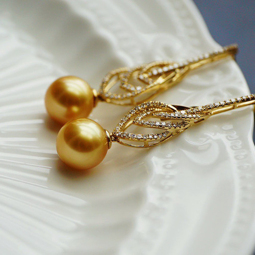 受注制作「ゴージャス」ゴールデンパール K18 天然ダイヤモンド