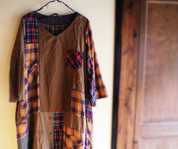 SAYOCAFEメイド、パッチワークのゆったりワンピース ワンピース 衣工房  