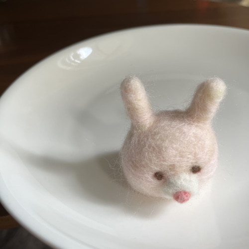 受注生産】まんまる柴犬ちゃん 羊毛フェルト イネムリウサギ