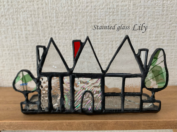 ステンドグラス 「とんがり屋根のご近所さん」⭐︎新色　ハウス　お家 2枚目の画像
