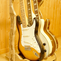 【24時間以内に発送】手作り木工　木製ギタースタンド （古材） ３本掛け 1枚目の画像
