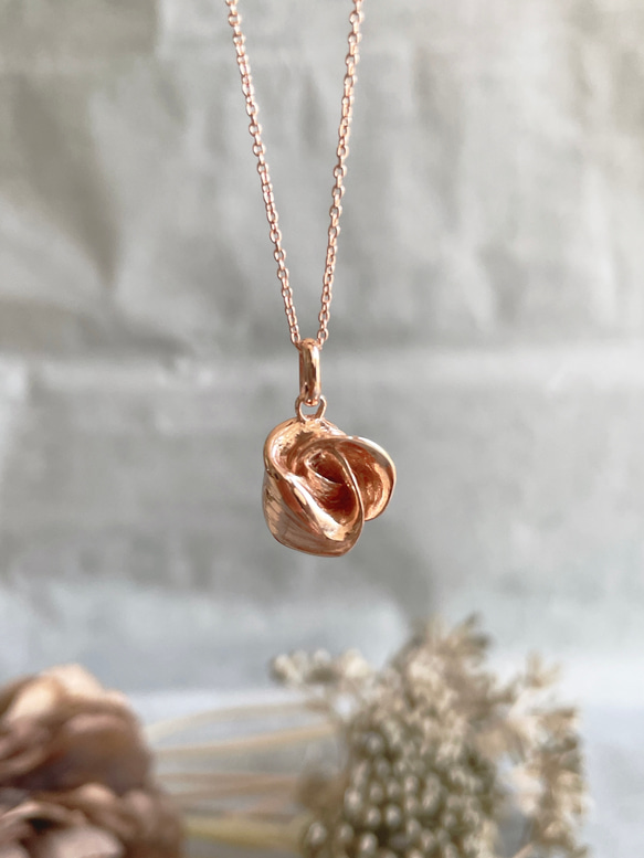 ribero/Camellia pendant   pink gold  1点物 15枚目の画像