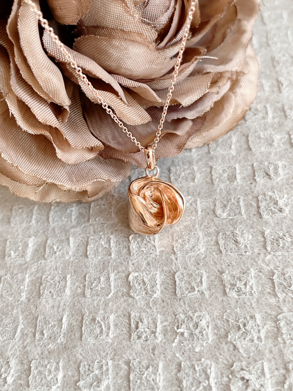ribero/Camellia pendant   pink gold  1点物 6枚目の画像