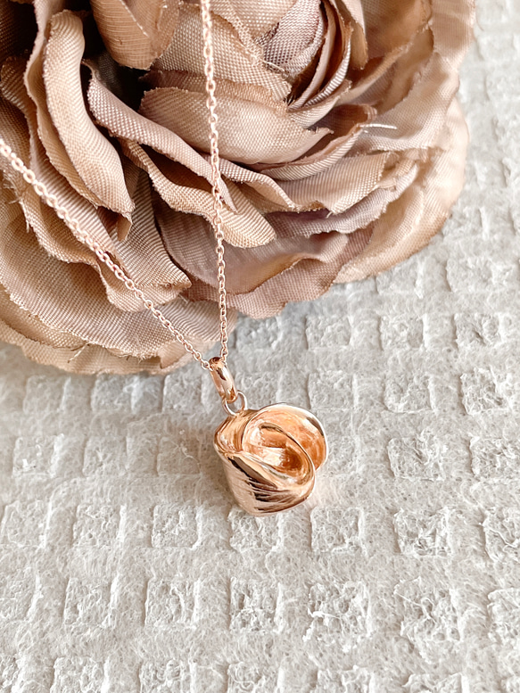 ribero/Camellia pendant   pink gold  1点物 9枚目の画像