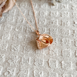 ribero/Camellia pendant   pink gold  1点物 5枚目の画像