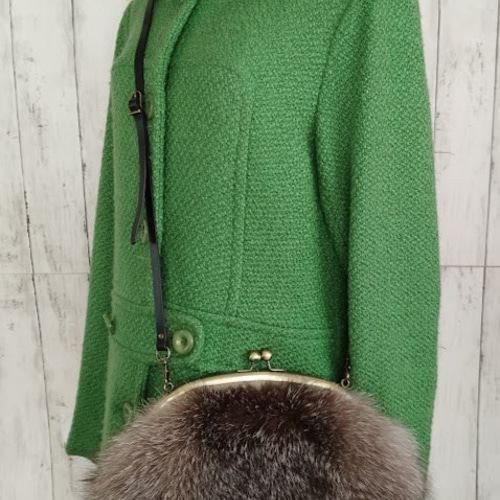 new antique fur¶ 完全1点ものブルーフロストフォックス/サファイア