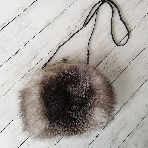 new antique fur¶ 完全1点ものブルーフロストフォックス/サファイア