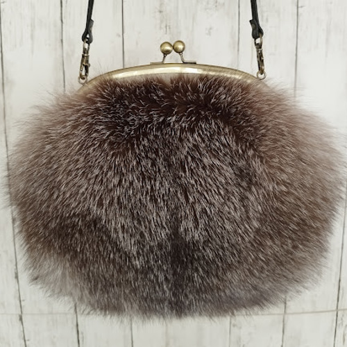 グッチ クロップドデザイン 軽量 毛皮 ブルーフロストフォックス ショートコート new antique fur¶ 完全1点ものブルーフロストフォックス/サファイア