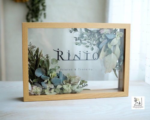 フェラーリ ロゴ入り プリザーブドフラワー　新築祝い フェラーリ ロゴ入り プリザーブドフラワー新築祝い