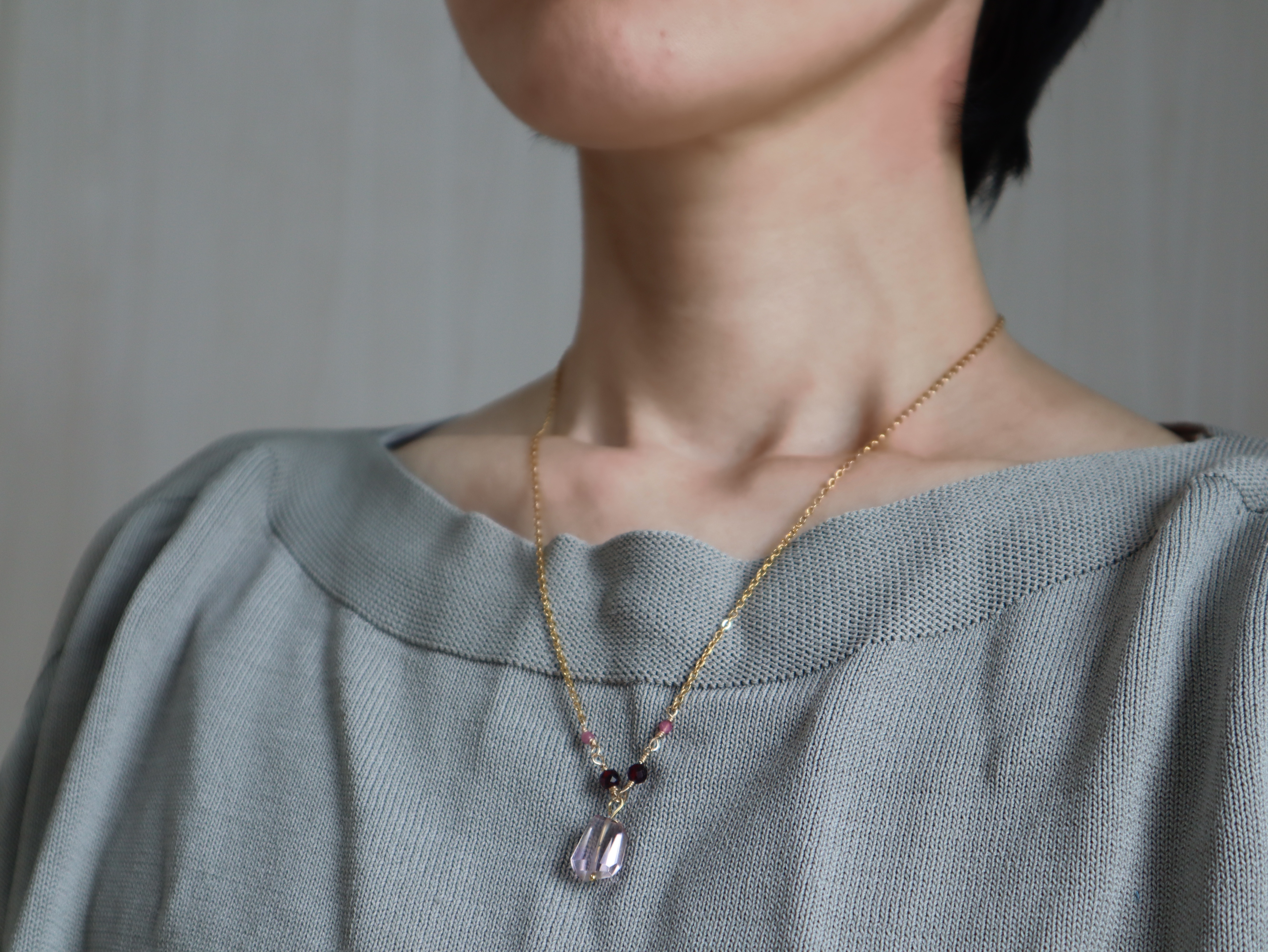 【4点セット割引】蠍座ディープカラー星座石のお守りピアス　イヤリング　イヤーカフ　ネックレス　ブレスレット　天然石　福袋