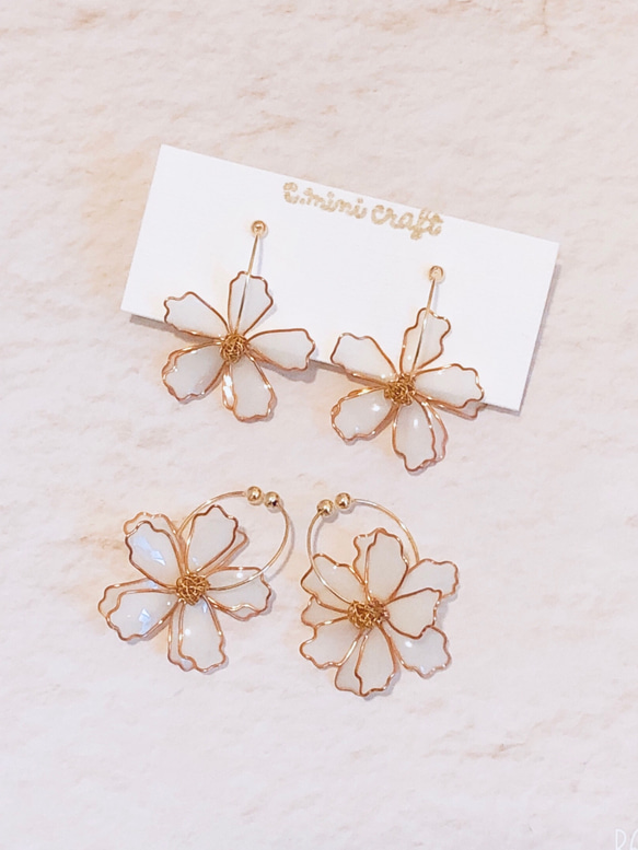 dip flower "hoop earring"（受注製作） 1枚目の画像