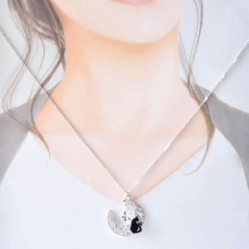 18823…チャーム・三日月と黒猫ちゃん(1pair)￥800- 18823…チャーム・三日月と黒猫ちゃん(1pair)￥800- 18KGP三日月猫の