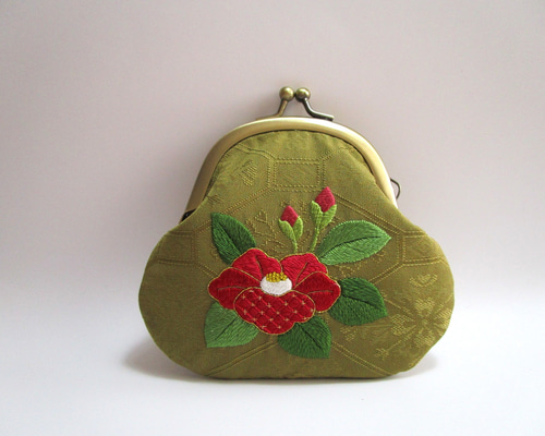 刺繍　がま口 日本刺繍』＊赤椿＊がま口小銭入れ・キーケース◇鶯色＊レッド