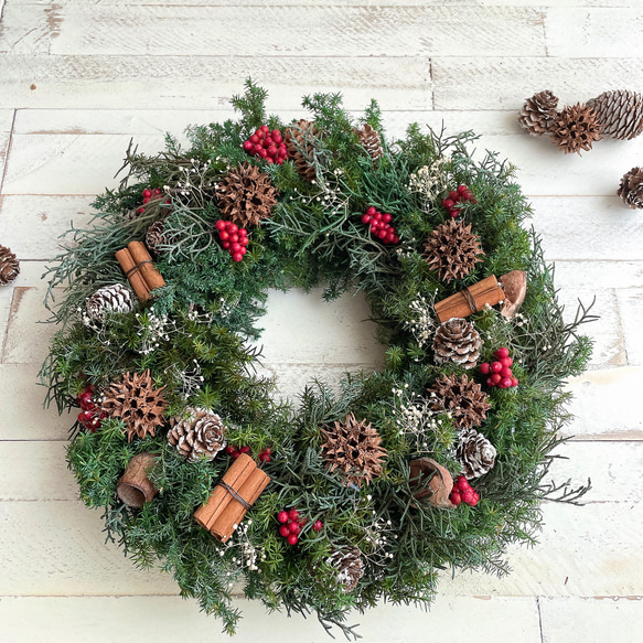 実物いっぱい大きなクリスマスリース＊プリザーブドフラワー 30センチ