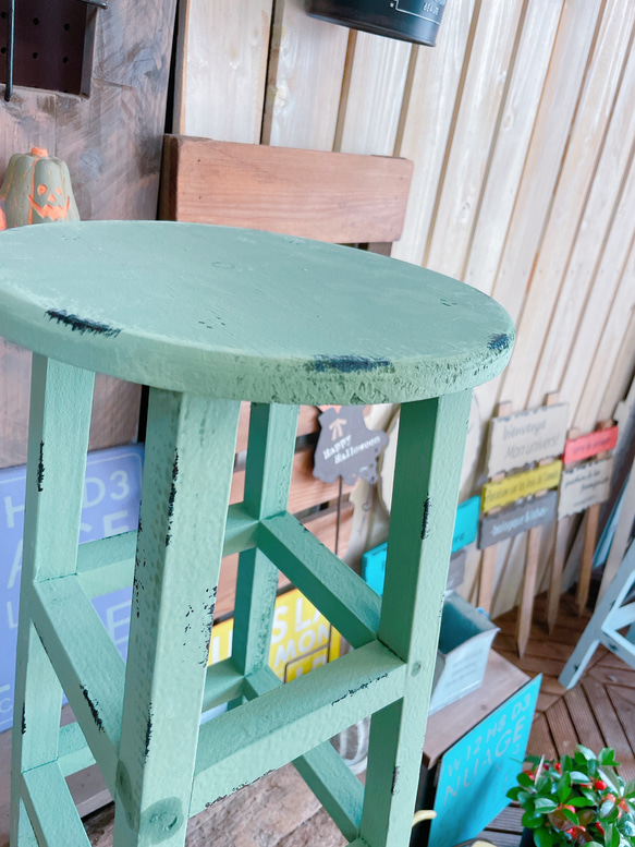 ラスト！グリーン系！高さのある大きめ丸椅子【インテリア雑貨ガーデン雑貨】ウッドスツール♡ディスプレイにも♪木製 飾り台 6枚目の画像
