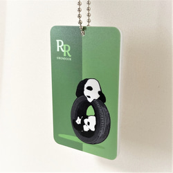 パンダのパスケース「タイヤに乗る双子パンダ」【RinRon】 6枚目の画像