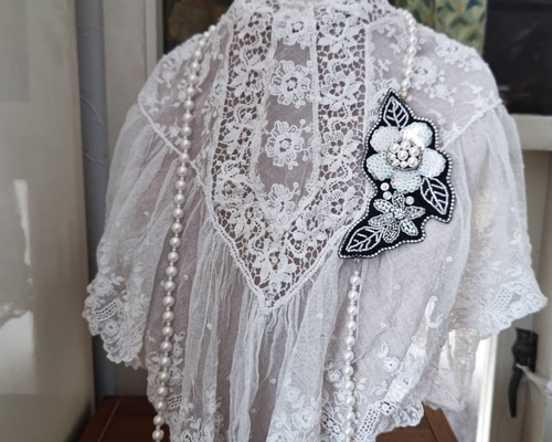 専用ページ ビーズブローチ ビーズ刺繍 アクセサリー Amazon.co.jp: ブローチ ビーズ刺繍アクセサリー ビーズ刺繍