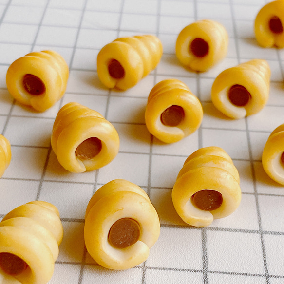 チョココロネ 4～30個 発送目安3～21日 ミニチュア 樹脂粘土 スイーツ