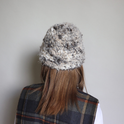 stjerneborg ステルネボリ モヘヤ ニット帽 ループヤーン 新品 モコモコループヤーンのボリュームニット帽子 ニット帽