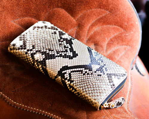 KOALAさま専用【ヴィンテージ感漂うヌメ革】3つ折り財布 本革 バイソン