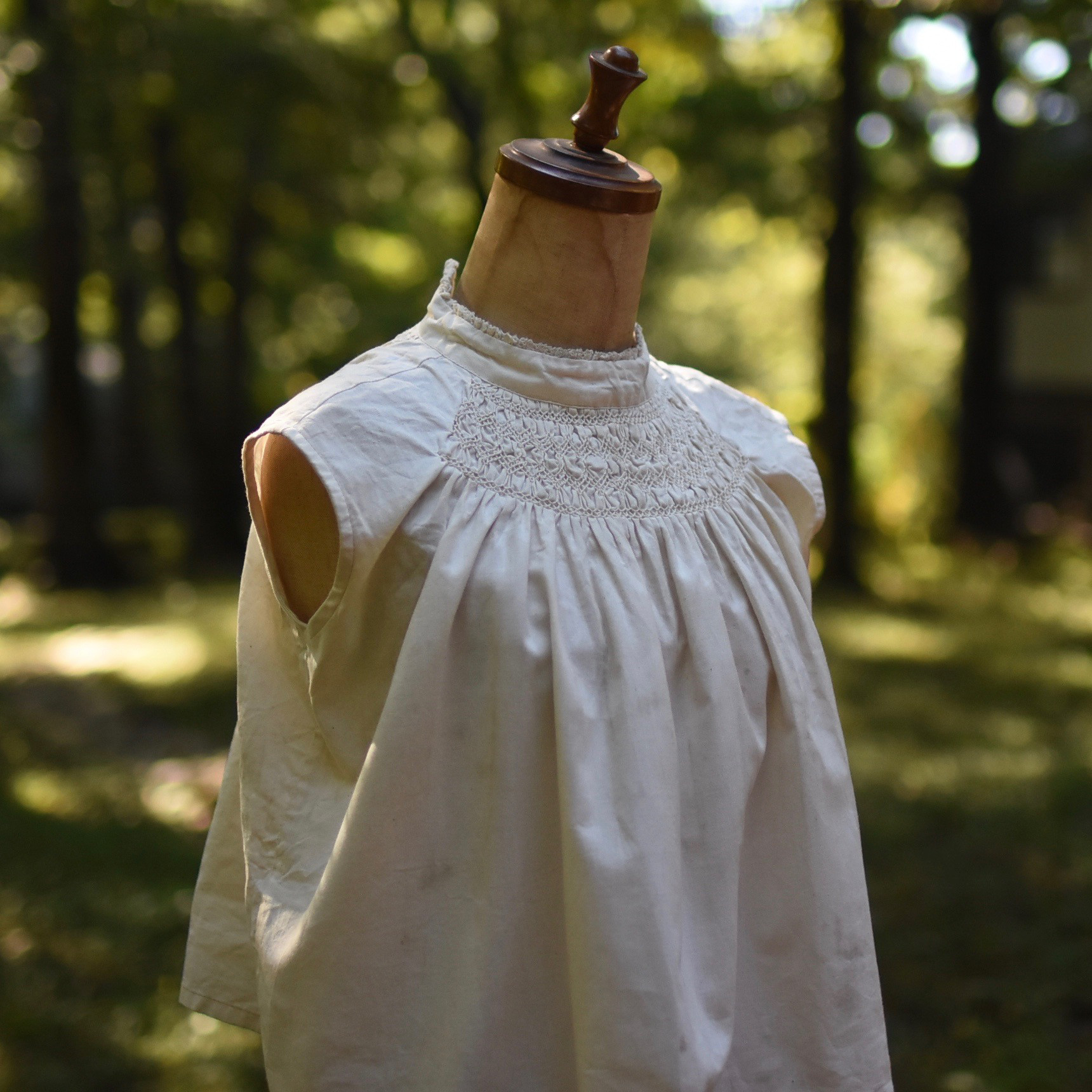 受注製作】スモッキング刺繍のチュニック※2月25日受注再開しました