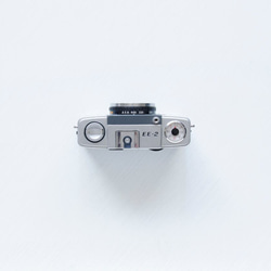 小型フィルムカメラ・OLYMPUS PEN EE2・light blue scenery 3枚目の画像