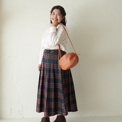 Morino Gakko Large Size Tartan Check Pattern 褶皺裙 [Dark Navy Base 第11張的照片